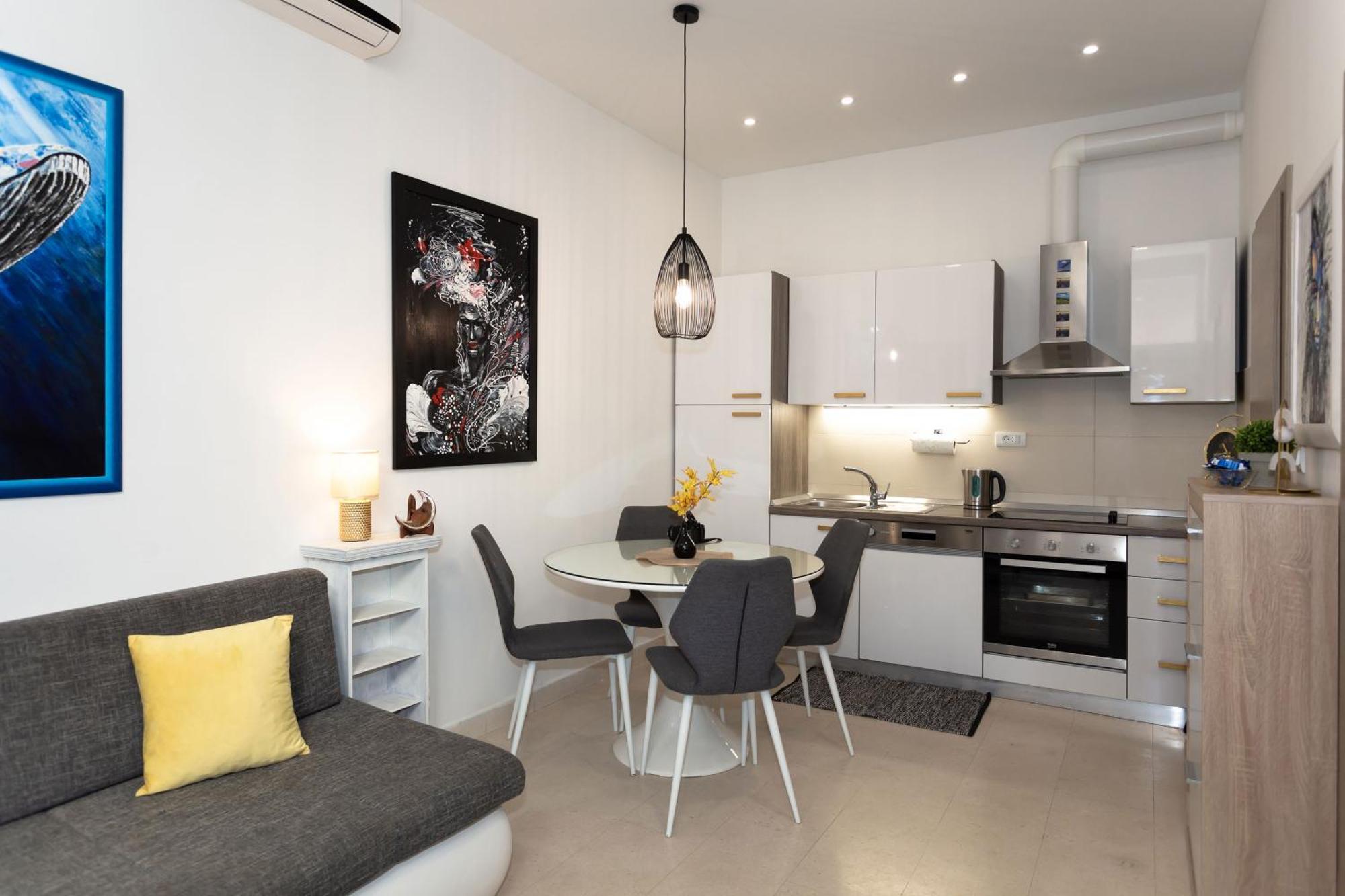 Moon Apartment Σπλιτ Εξωτερικό φωτογραφία